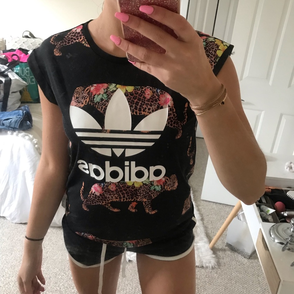 Adidas t shirt